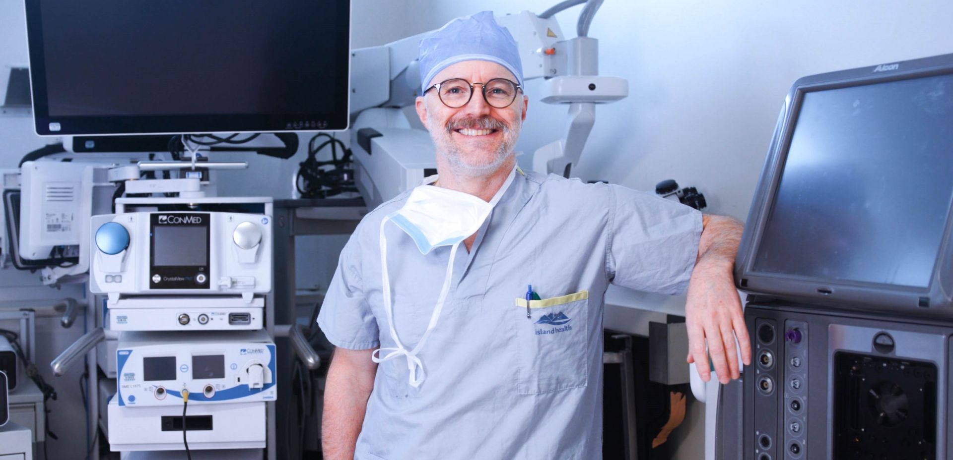Victoria BC Ophthalmologist, Dr. Rusty Ritenour at Royal Jubilee Hospital